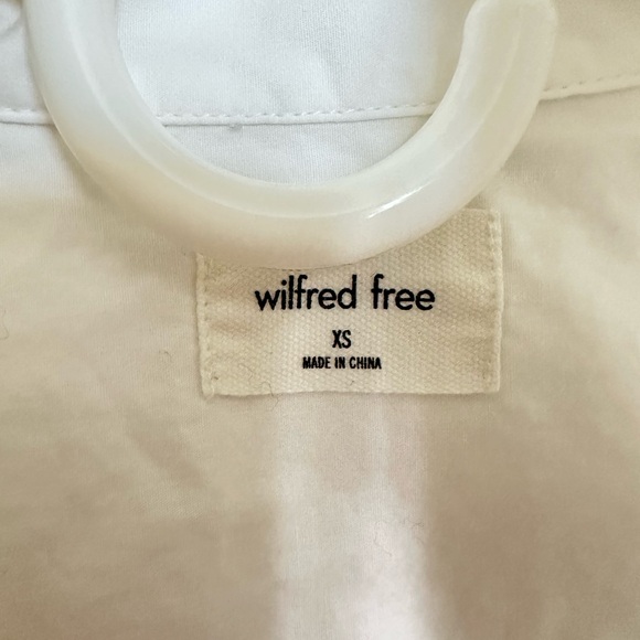 Aritzia Wilfred Free White Button Down Shirt in Size XS - Picture 4 of 4